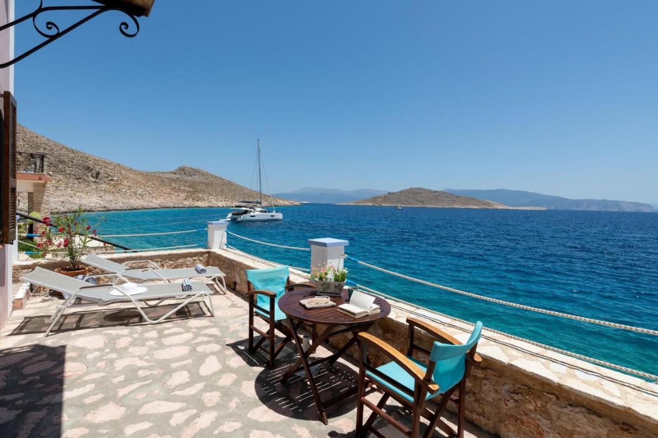 Villa Leleka Chalki Town Bagian luar foto