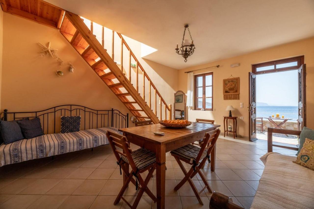Villa Leleka Chalki Town Bagian luar foto