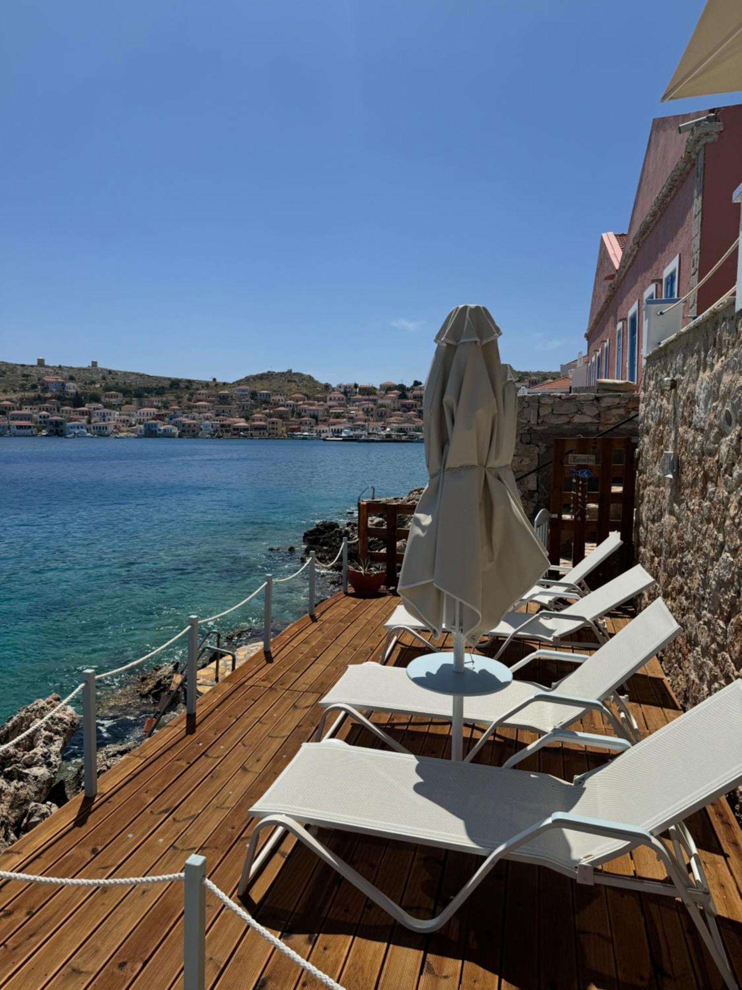 Villa Leleka Chalki Town Bagian luar foto
